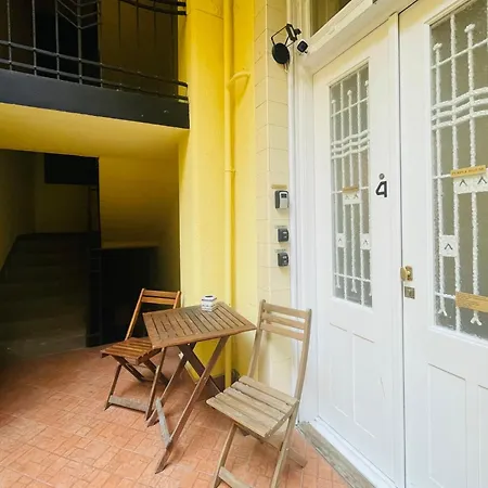 Cozy Ac- Purple * Budapest